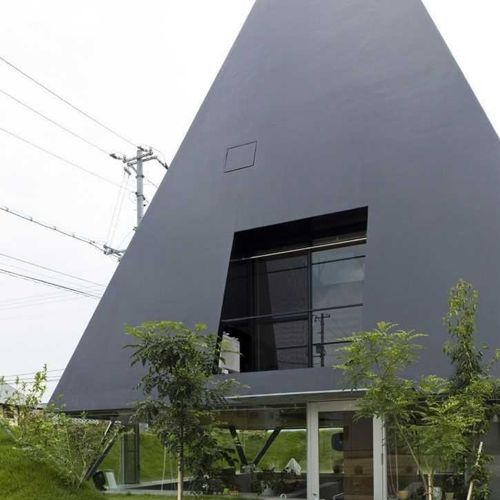 열도의 피라미드형 주택.jpg