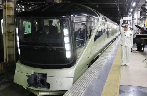 일본 초호화 숙박열차 내부 들여다 보기