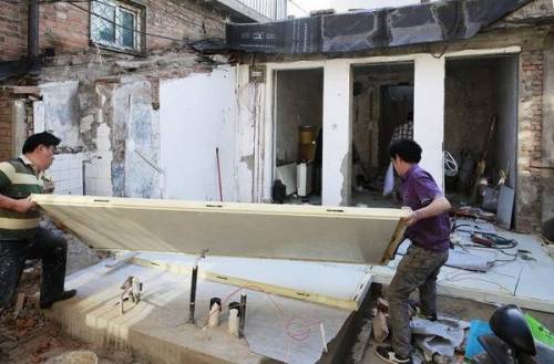 중국에서 하루만에 완성한 집.jpg
