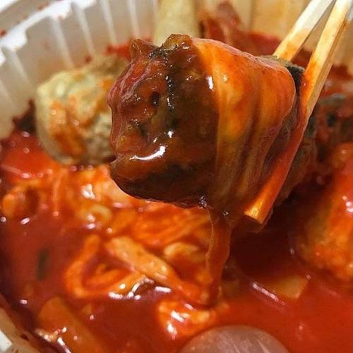 김말이 튀김 맛있게 먹는 방법.jpg