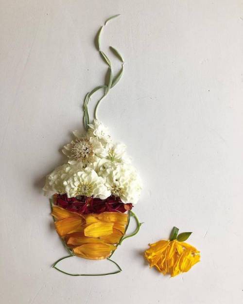 꽃으로 제작한 일러스트.jpg