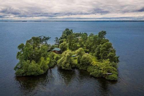 캐나다에서 매물로 나온 6억짜리 섬