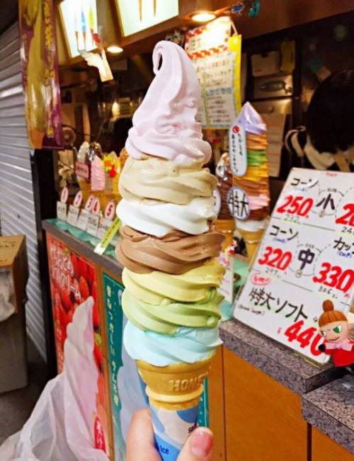 일본에서 파는 새로운 아이스크림.jpg