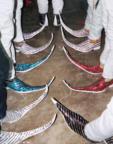 멕시코 뾰족한 신발.jpg