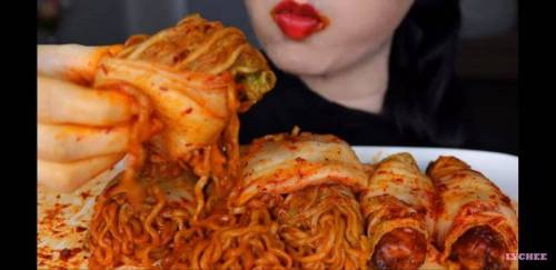 한국인들만 모르는 인기 음식.jpg