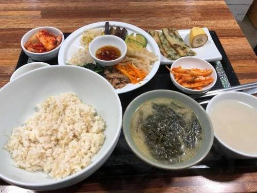 한국식 비건밥상..jpg
