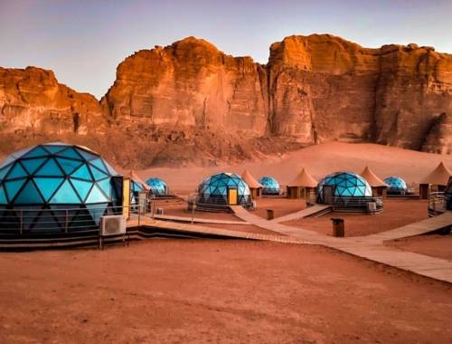 요르단 사막에 있는 호텔.mp4