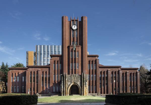각 대학을 대표하는 건축물.jpg