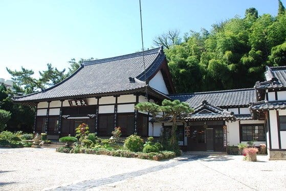 한국에 남아있는 유일한 일본식 사찰