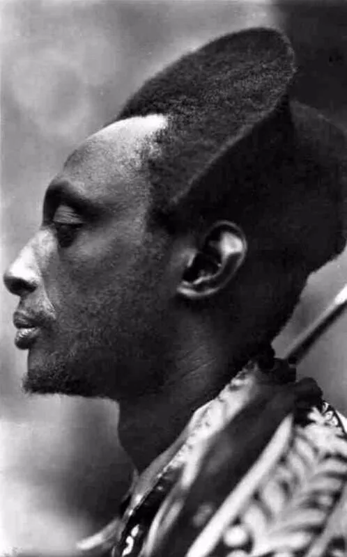 100년 전 사진에 드러난 르완다 전통 헤어스타일