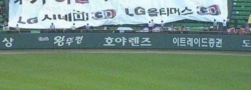 똥씹은 표정인 이유.jpg