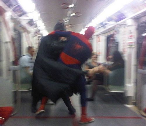 스파이더맨vs배트맨의 대결.jpg