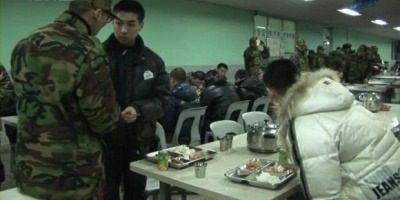 젓가락 어디서 났어요?.jpg