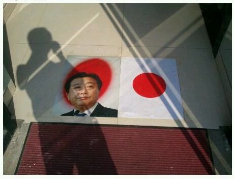 안밟으면 못들어온다.jpg
