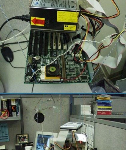 흔치 않은 컴퓨터케이스