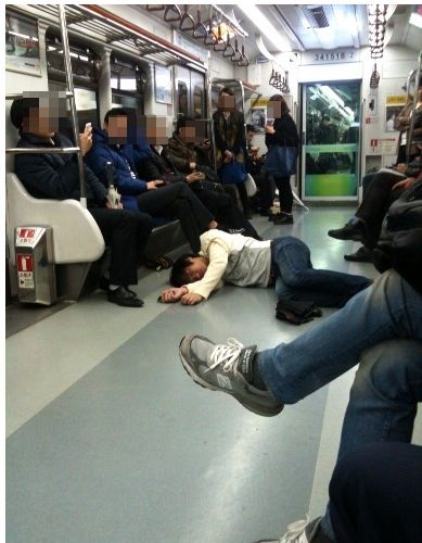4호선 쿨남.jpg