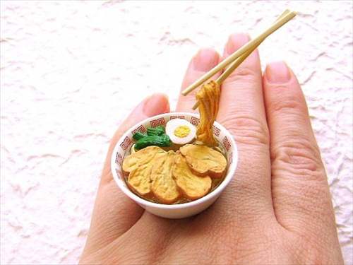 군침도는 반지.jpg