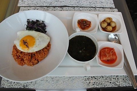 2만6천원 짜리 김치볶음밥.jpg
