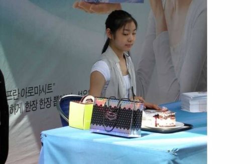 저 케잌은 해로운 거다.jpg