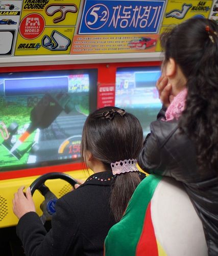 북한의 흔한 오락실 퀄리티.jpg