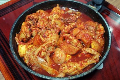 닭의 변신은 무죄.jpg