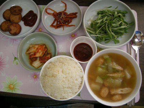 자취생의 밥상.jpg