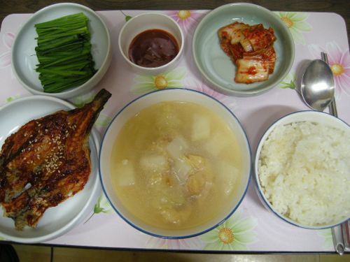 자취생의 밥상.jpg