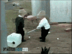 형제의 싸움.gif
