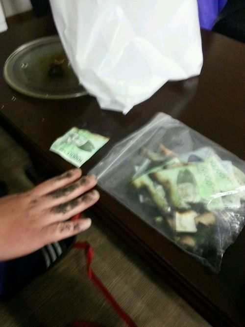 돈 말리려다가...