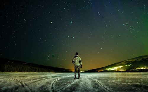 하늘, 별, 오로라, 지구 그리고 우주