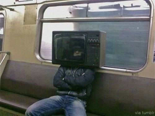 티비에 나오고싶은 남자.jpg
