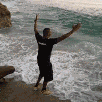 자연을 도발한 흑형.gif