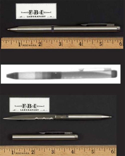 FBI가 공개한 압수된 암살용 무기