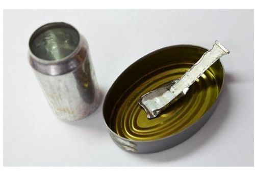 죄수들이 몰래 만든 물건들.jpg	