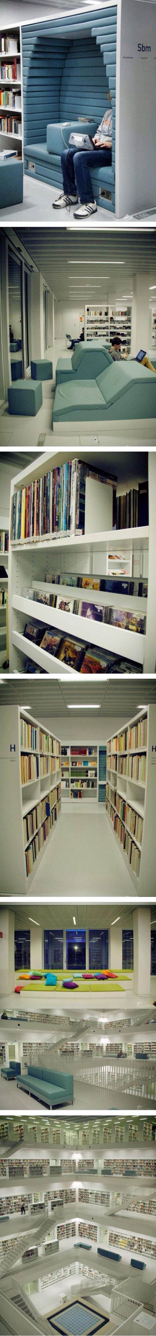 독일의 흔한 시립도서관.jpg