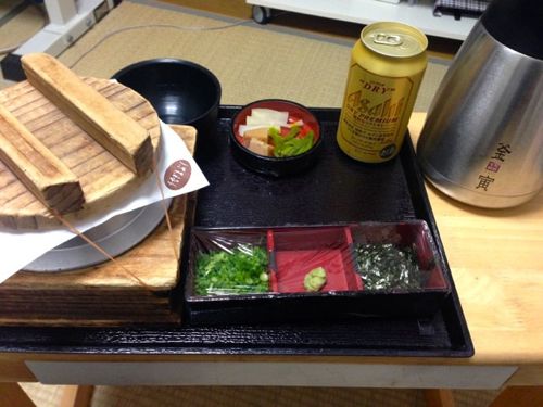 일본의 배달 장어덮밥. jpg