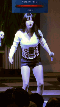 뒤틀린 어미 실사.gif