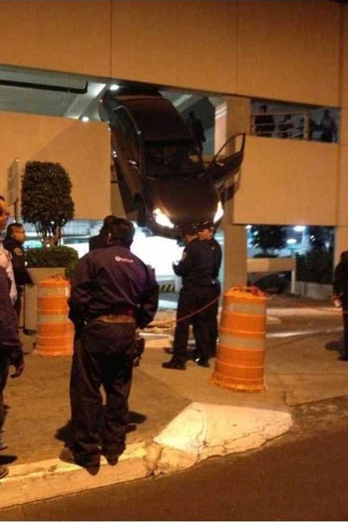 분노가 흐르는 짤들.jpg