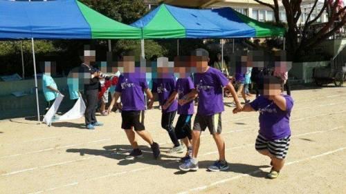 초등학교 가을 운동회에서