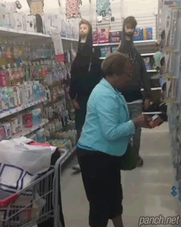 공포의 키다리 아저씨들.gif