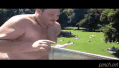 수영장 민폐 다이버.gif