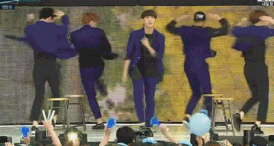 음악프로 아이돌 방송사고.gif