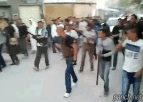 온라인 게임 파티원을 가려서 받아야 하는 이유.gif