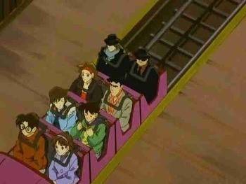 가만히 생각해보니 수상한 관계.jpg
