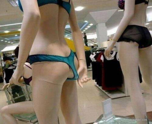 옷이 잘 안팔린다. Jpg