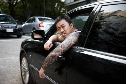 마동석과 싸우게 되면 겪게 될 일.jpg