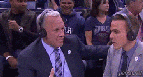 카메라를 사로잡는 손가락 개인기.gif