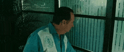 경찰을 피하는 방법.gif