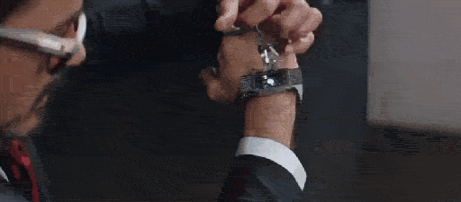 아이언맨의 총알 막기.gif