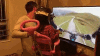 현실감 쩌는 가상현실 게임.gif